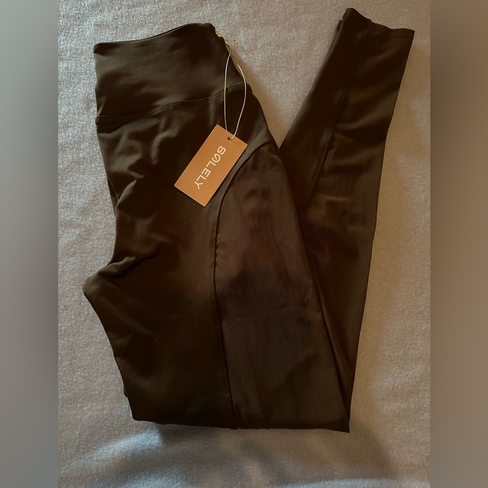 Soley Fit Chocolate Brown with Mesh on Sides Leggings - Size L/XL